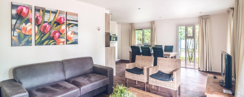 Accommodatie 5 - 2019  - Veranda Bungalowchalet 6 pers (7).jpg