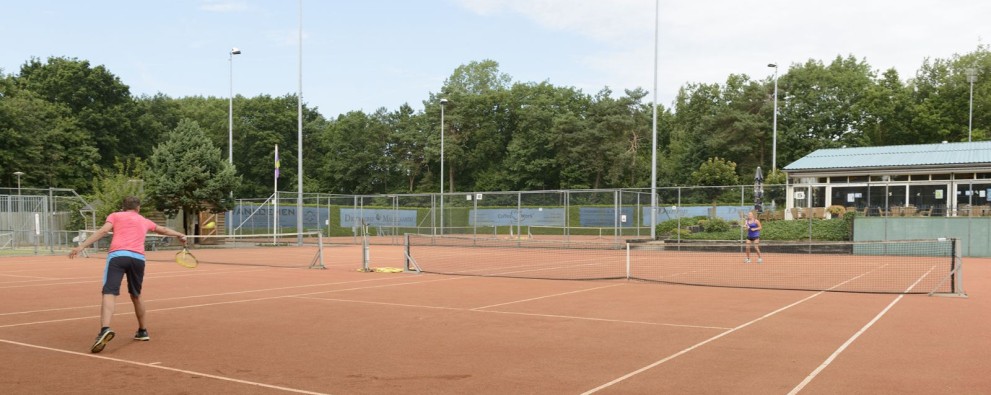Tennisbaan