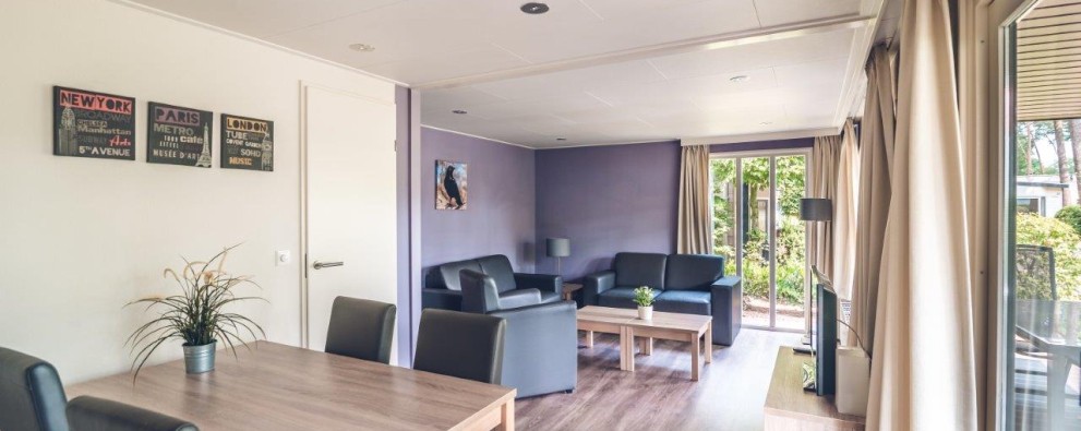 Accommodatie 4 - 2019  - Veranda Bungalowchalet 4 pers (4).jpg